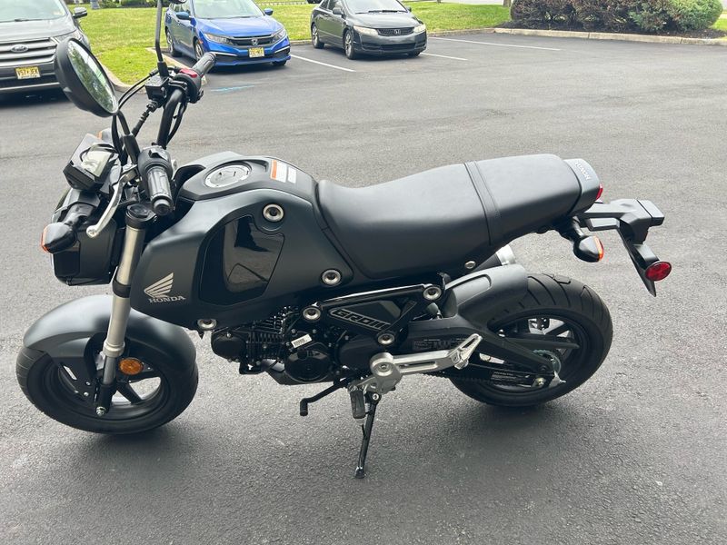 2023 Honda Grom   in a BLACK exterior color. Cross Country Powersports 732-491-2900 crosscountrypowersports.com 