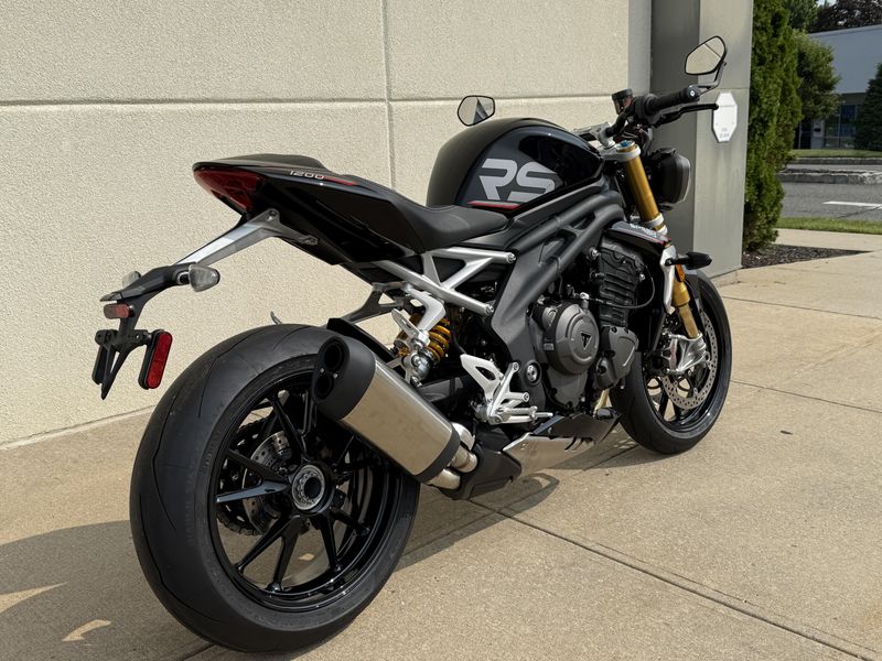2024 Triumph Speed Triple 1200 RSImage 3