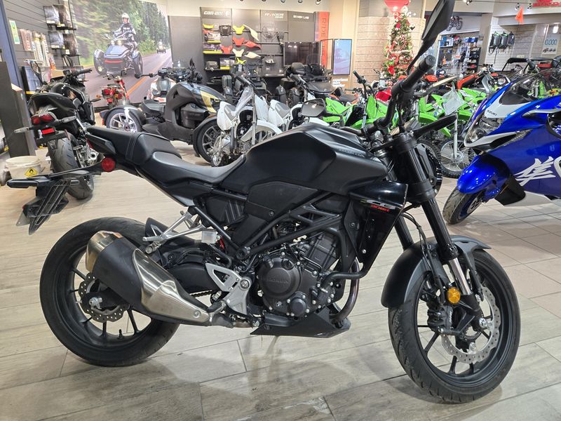 USED 2023 HONDA CB300R ABS Image 5