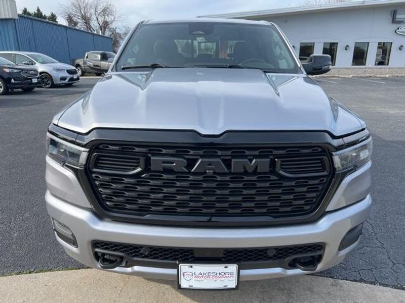 2025 RAM 1500 Big Horn Crew Cab 4x4 5