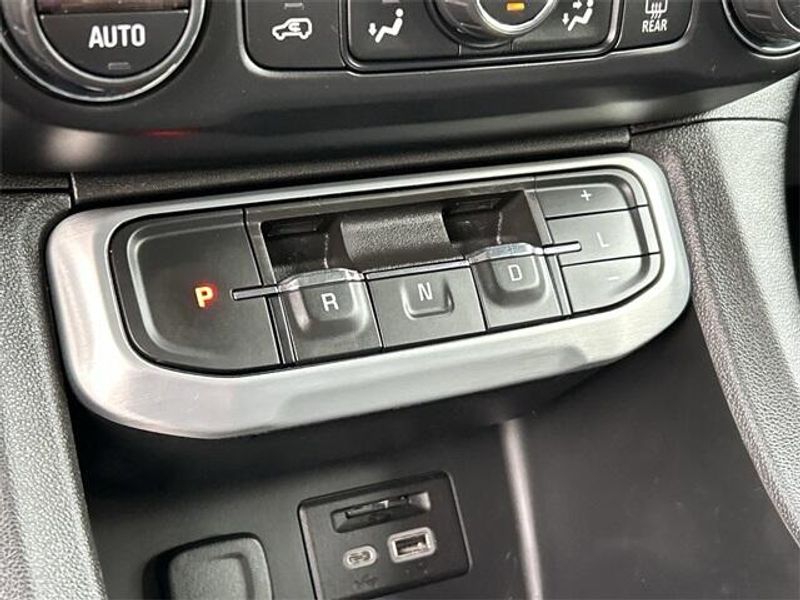 Used 2022 GMC Acadia SLTImage 29