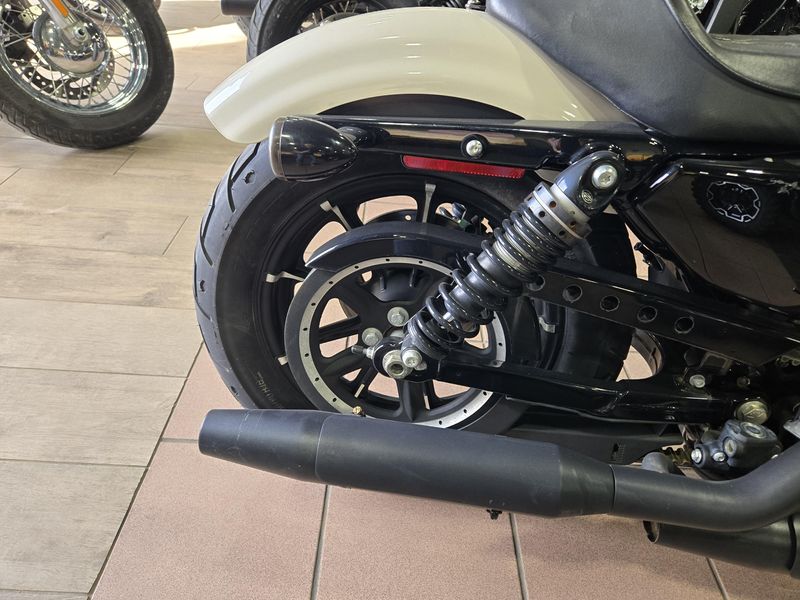 USED 2022 HARLEY SPORTSTER IRON 883 Image 12