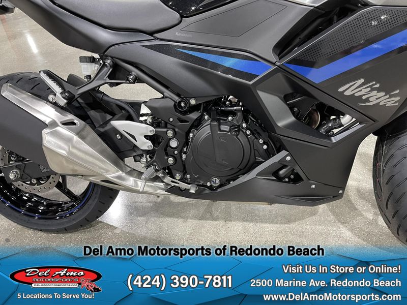 2025 Kawasaki NINJA 500 ABS Image 10