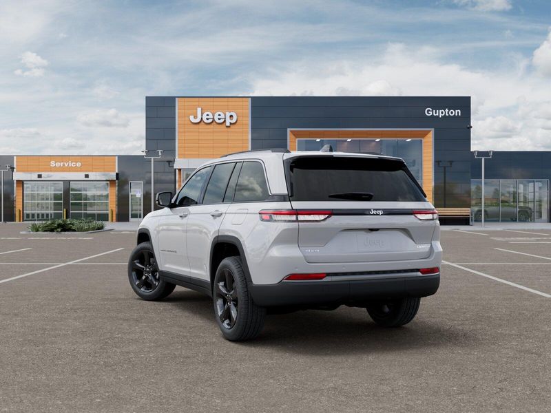 New 2026 Jeep Grand Cherokee Limited 4x4Image 29
