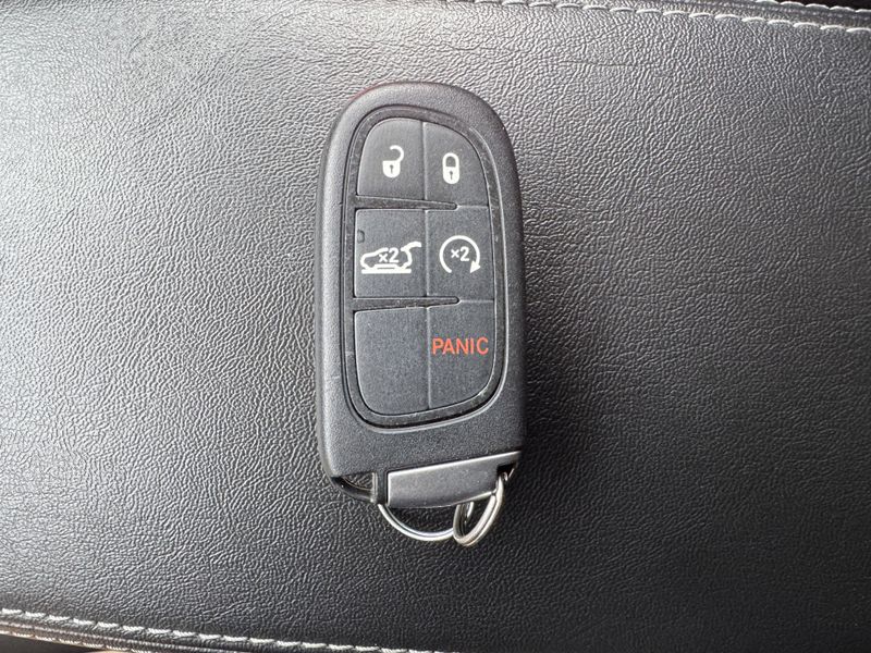 Used 2022 Jeep Cherokee LimitedImage 26
