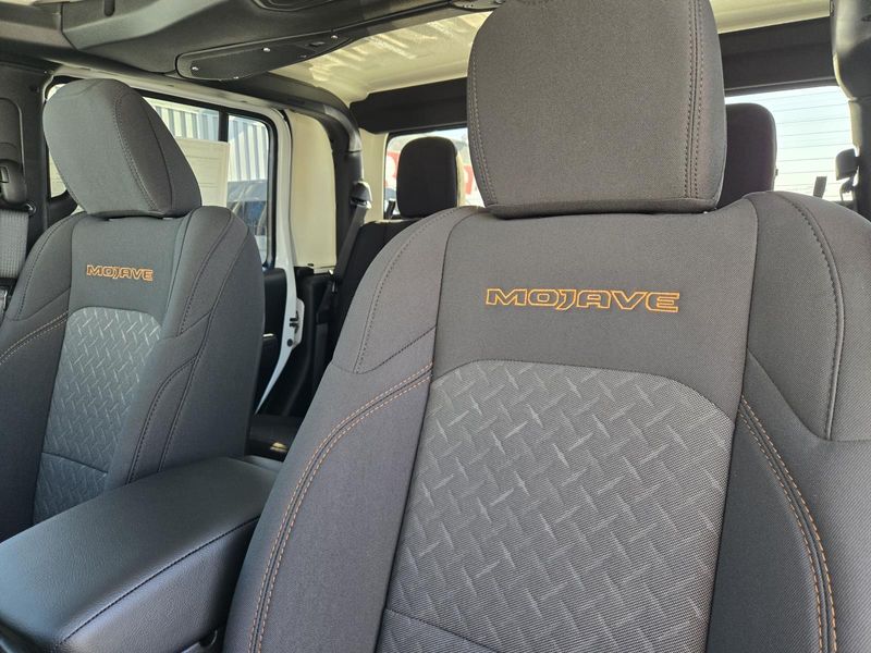 New 2026 Jeep Gladiator Mojave 4x4