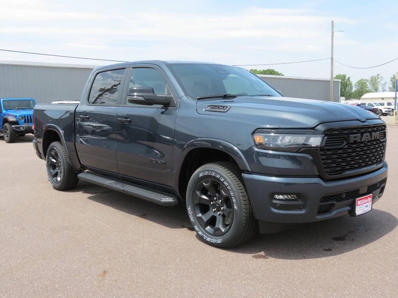2025 RAM 1500 Big Horn Crew Cab 4x4 5