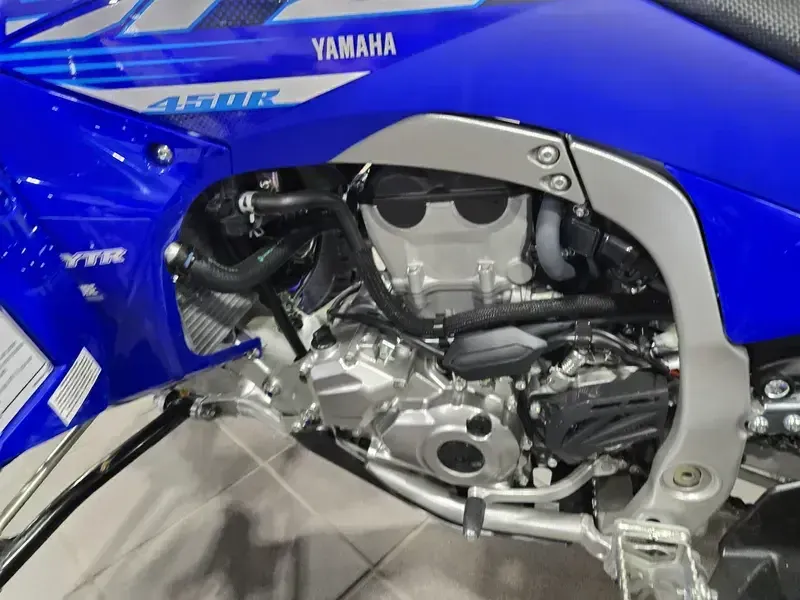 2025 Yamaha YFZ450R TEAM BLUE Image 4