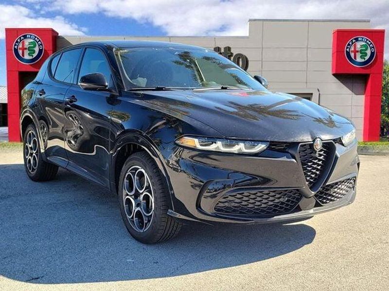 2025 Alfa Romeo Tonale BASE SPRINT photo 3