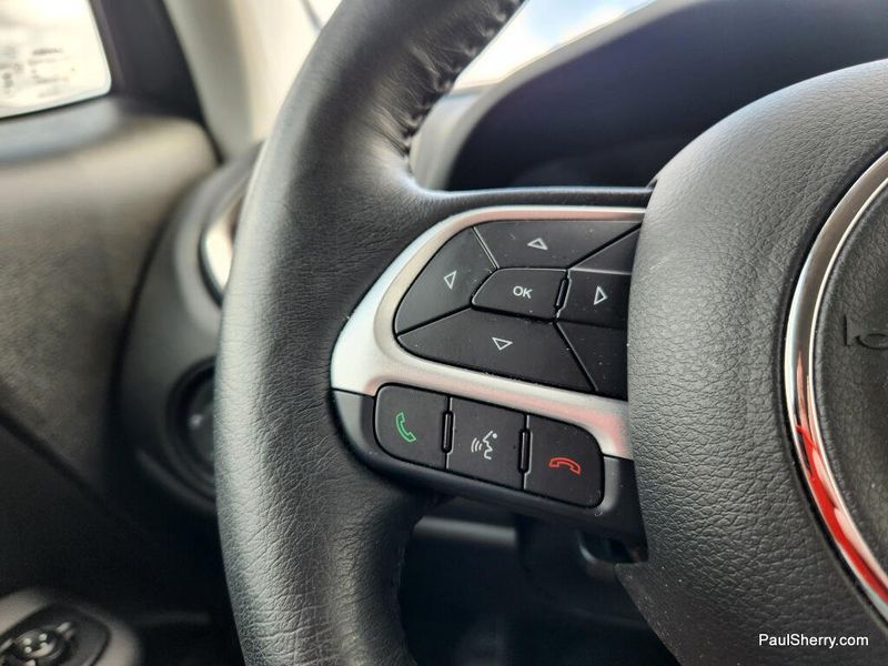 Used 2023 Jeep Renegade Latitude