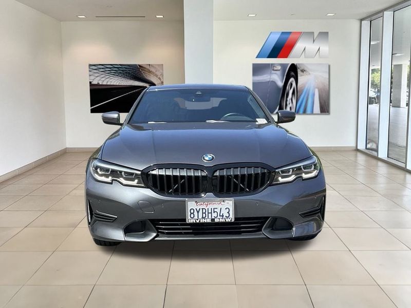 2021 BMW 3 Series 330iImage 3