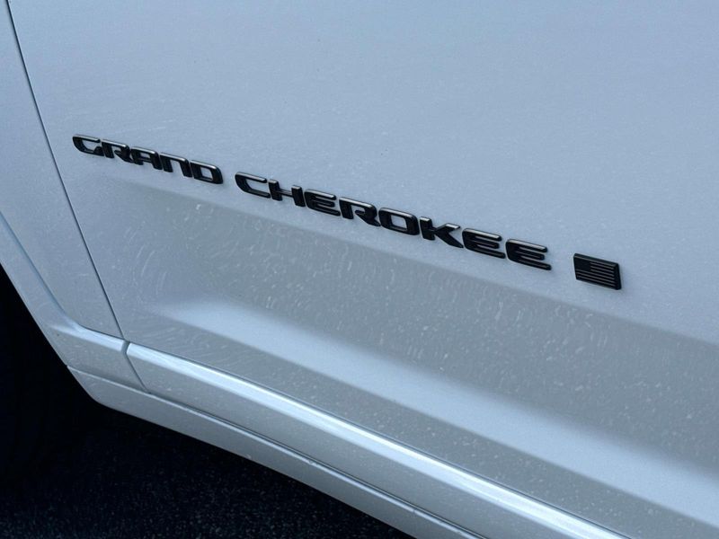 New 2026 Jeep Grand Cherokee Limited Reserve 4x4