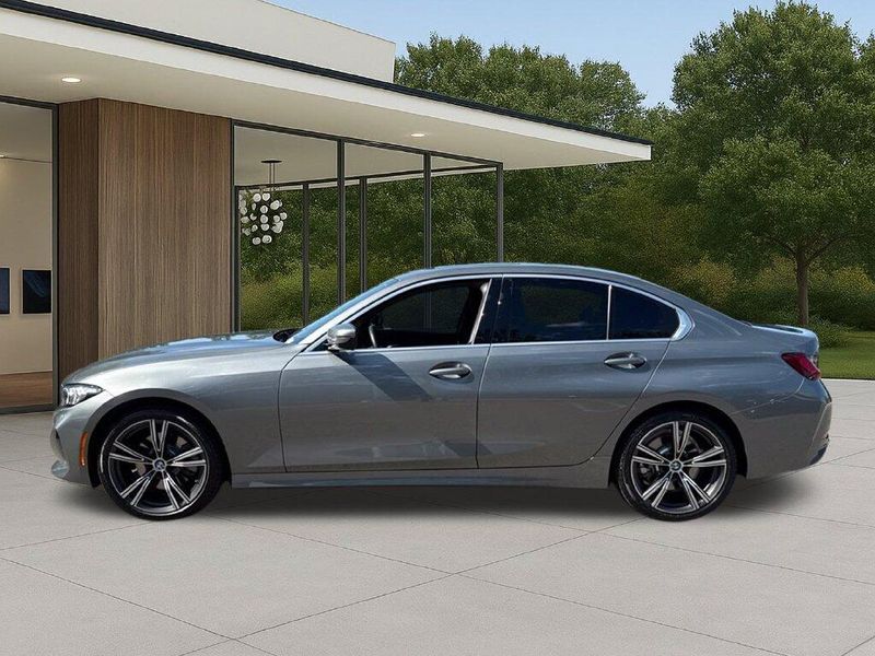 Used 2024 BMW 3 Series 330iImage 11