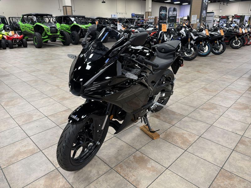 New 2026 Yamaha YZF-R3 ABS Image 17