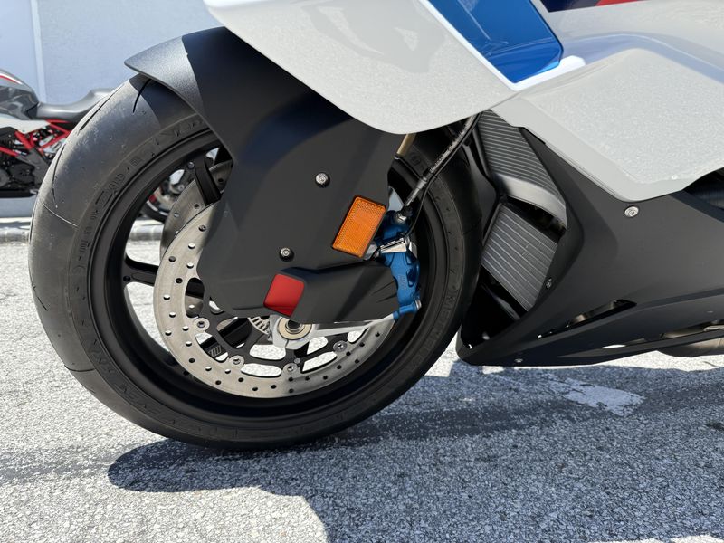 New 2025 BMW S 1000 RR 