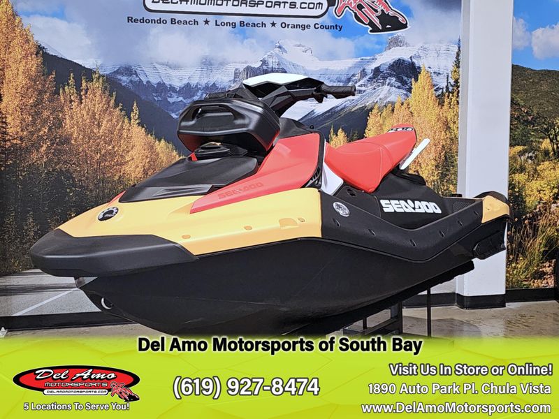 2024 Sea-Doo SPARK FOR 3 (SOUND SYSTEM) Image 9