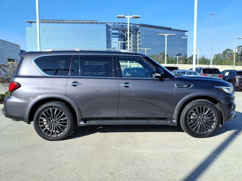 Used 2024 INFINITI QX80 SensoryImage 5