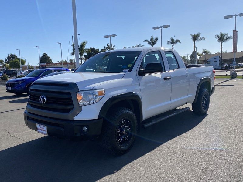 2016 Toyota Tundra SRImage 8