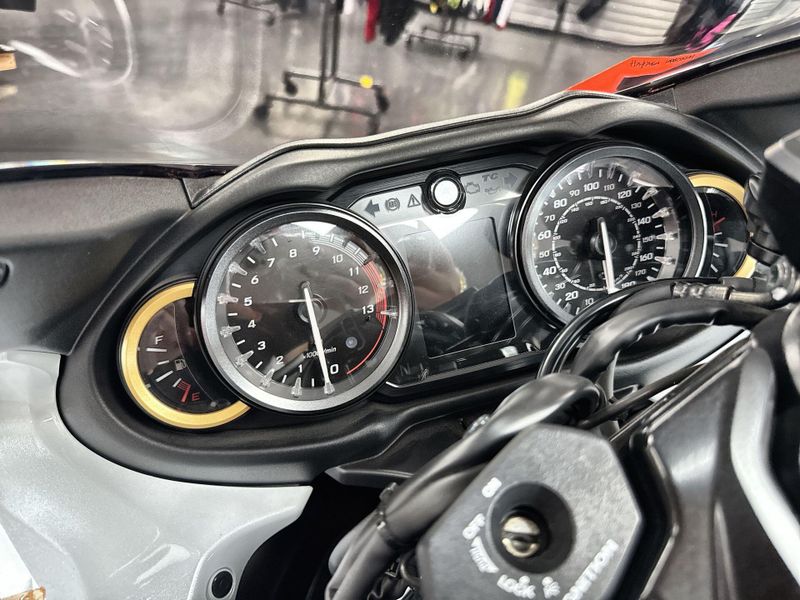 Used 2022 Suzuki Hayabusa 1340 Image 15