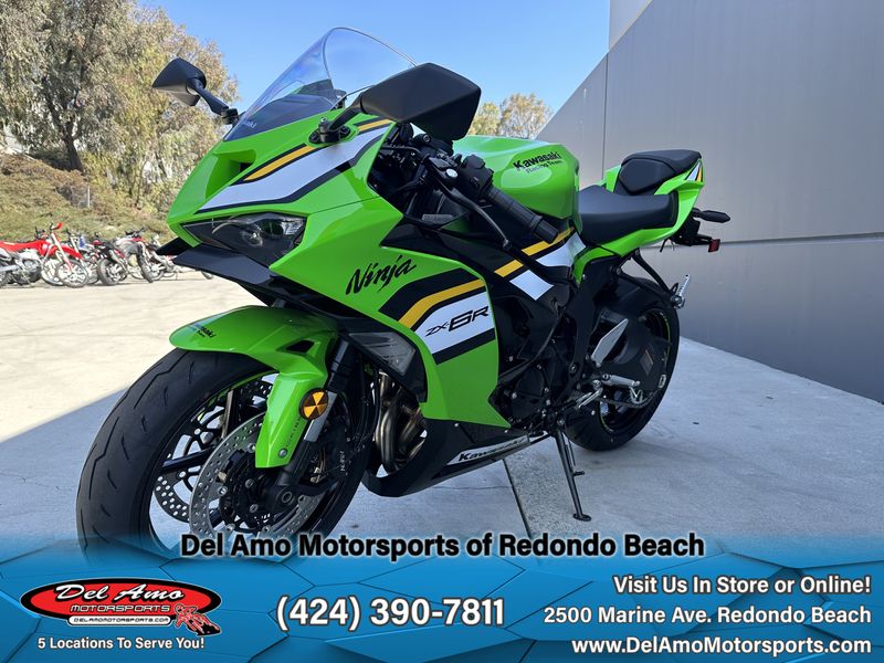 2025 Kawasaki NINJA ZX-6R ABS KRT EDITIONImage 4