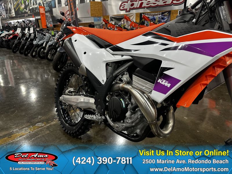 2024 KTM 350 SX-F  in a ORANGE exterior color. Del Amo Motorsports of Redondo Beach (424) 304-1660 delamomotorsports.com 