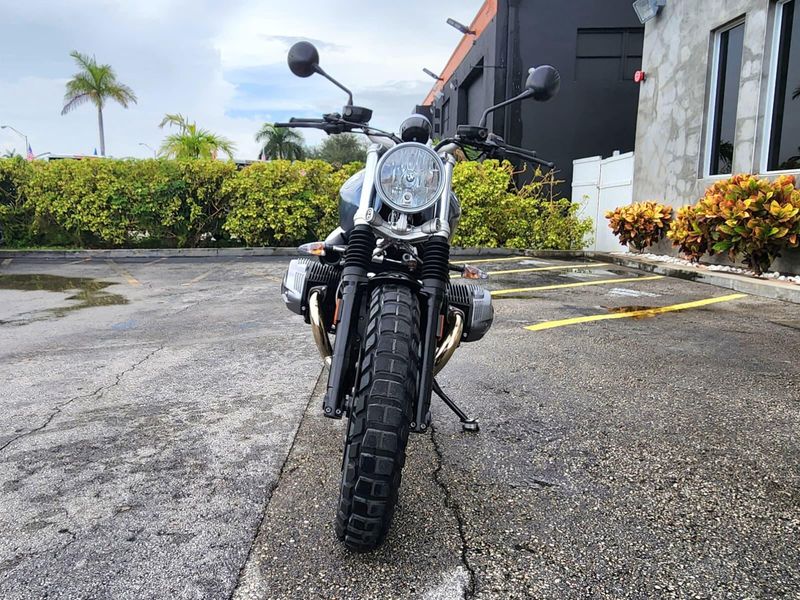 2019 BMW R nineT ScramblerImage 2