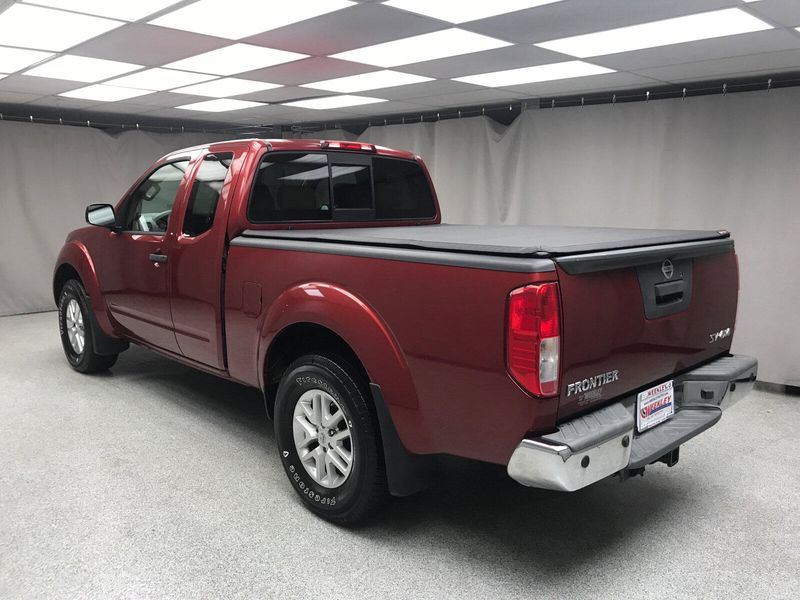 2015 Nissan Frontier SVImage 10