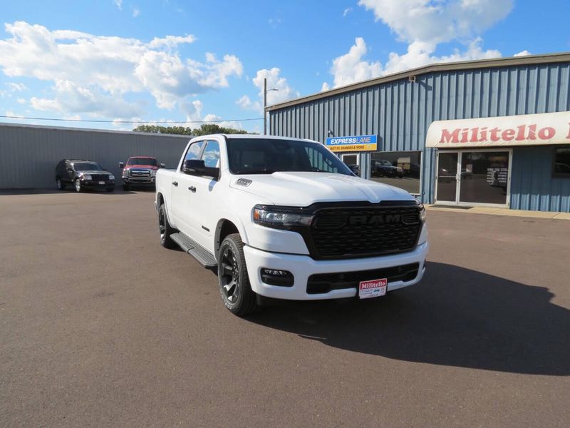 2025 RAM 1500 Big Horn Crew Cab 4x4 5