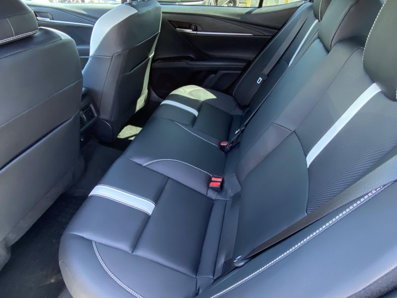 Used 2025 Toyota Camry SEImage 13