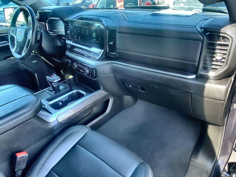 2023 Chevrolet Silverado 1500 LTZImage 29