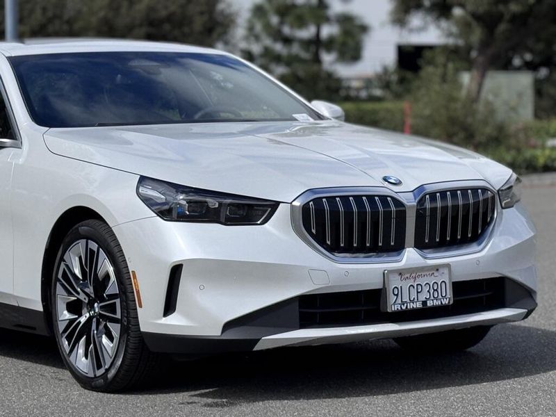 2024 BMW 5 Series 530iImage 10