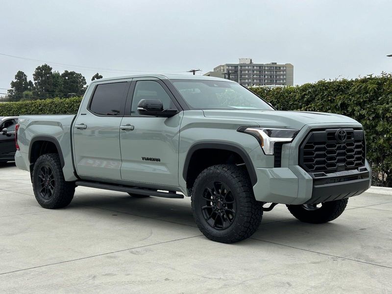 2025 Toyota Tundra LimitedImage 2