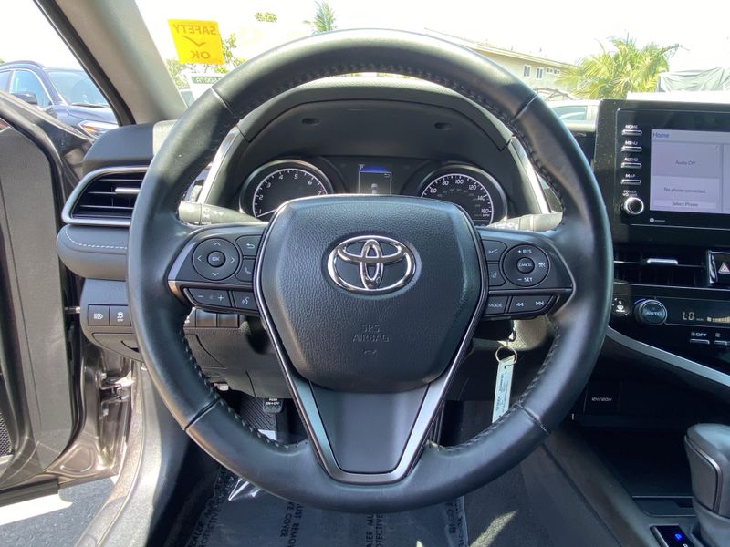 Used 2024 Toyota Camry SEImage 25