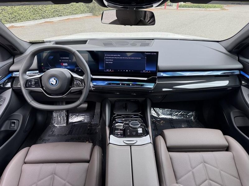 2024 BMW i5 eDrive40Image 31