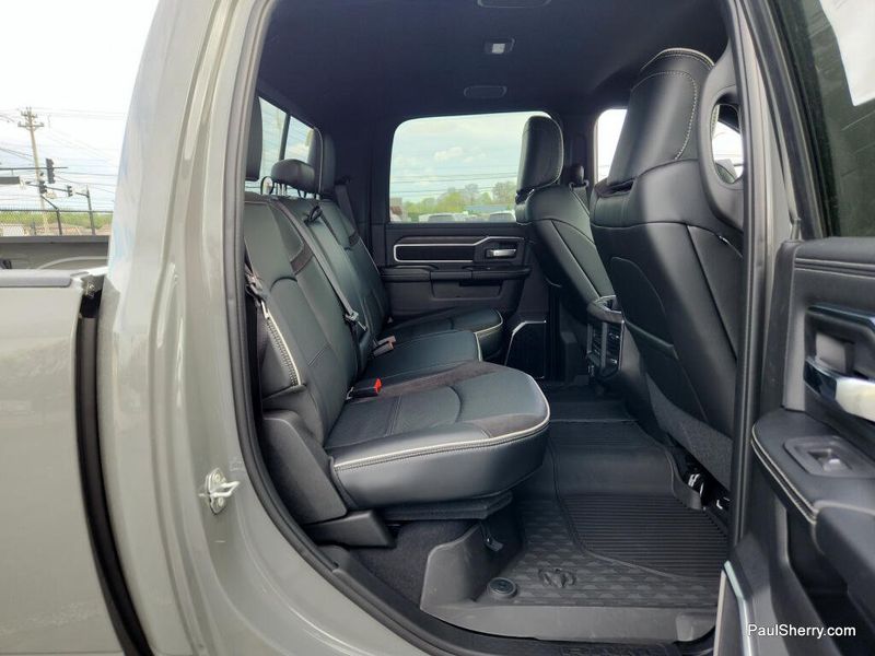 New 2026 RAM 3500 Laramie Crew Cab 4x4 6'4' Box