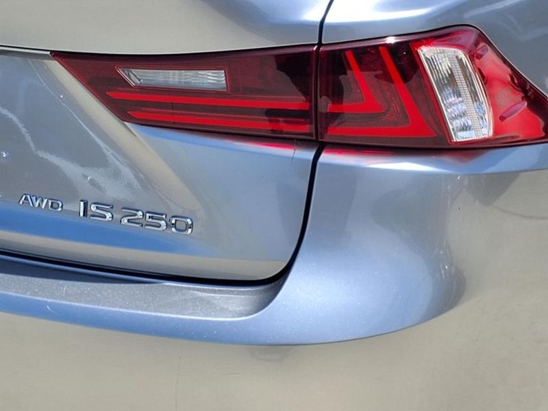 2015 Lexus IS 250 250Image 8