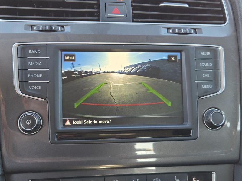 Used 2016 Volkswagen e-Golf 4dr HB SE