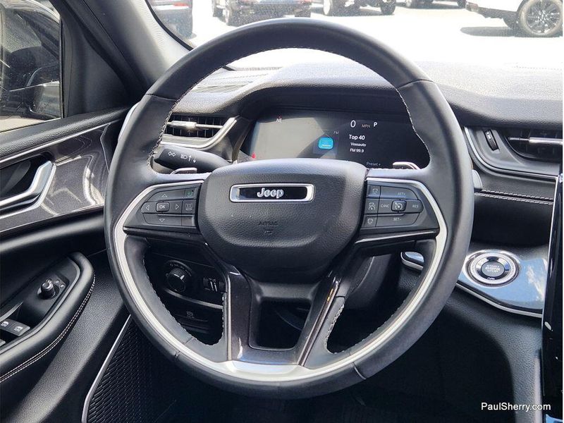 Used 2022 Jeep Grand Cherokee Altitude