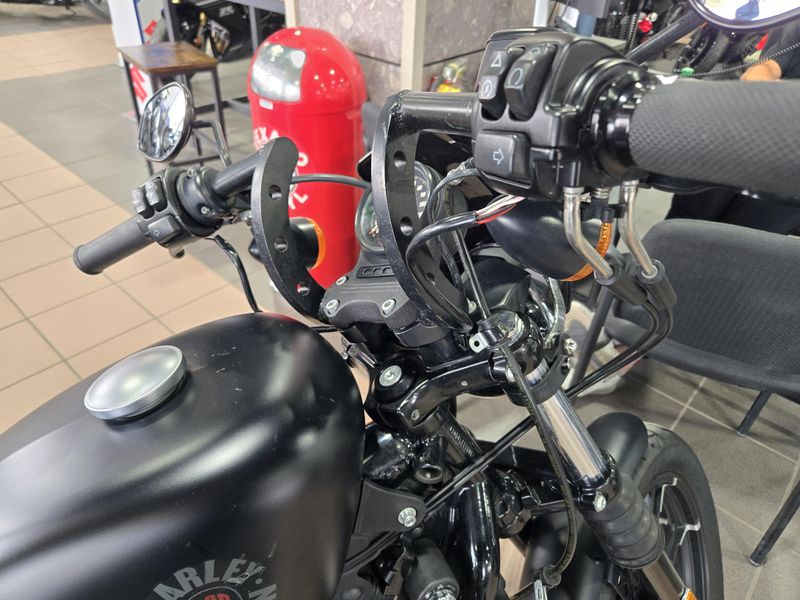 2022 HARLEY SPORTSTER IRON 883 Image 14