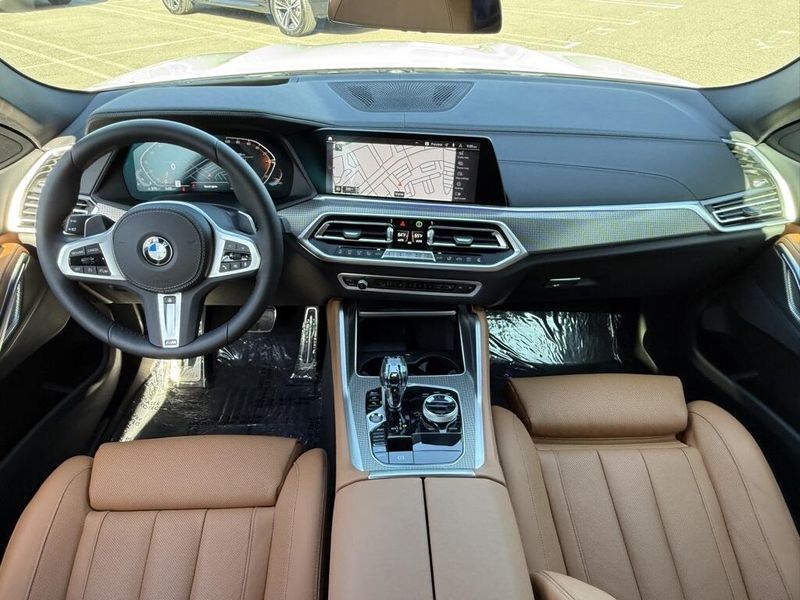 2022 BMW X6 xDrive40iImage 31