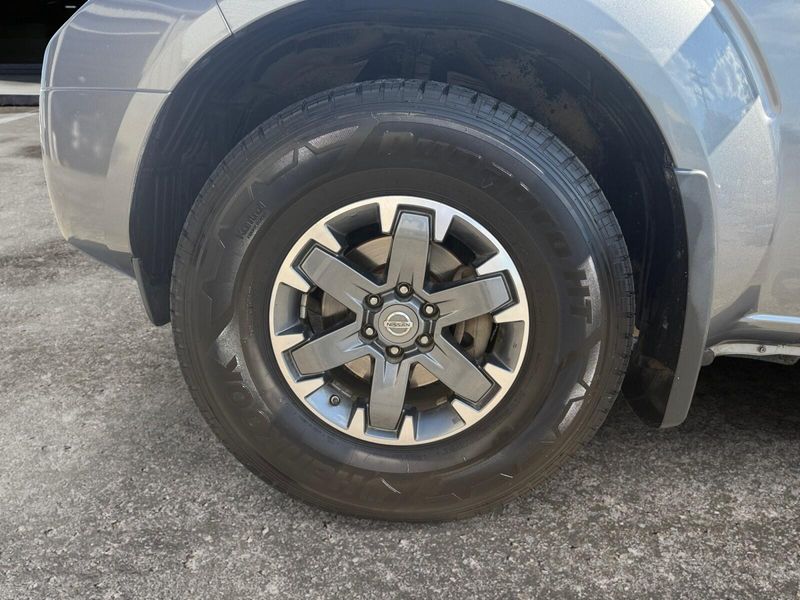 2018 Nissan Frontier PRO-4X photo 13