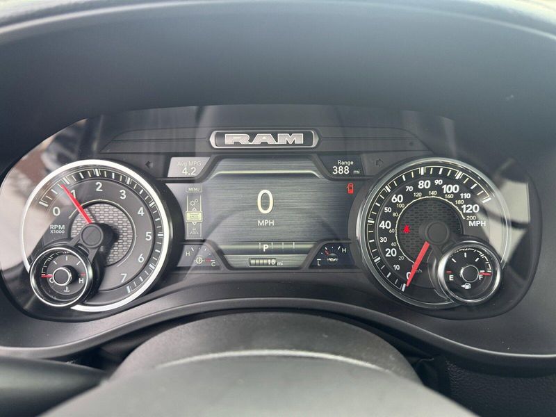 2025 RAM 1500 LaramieImage 20