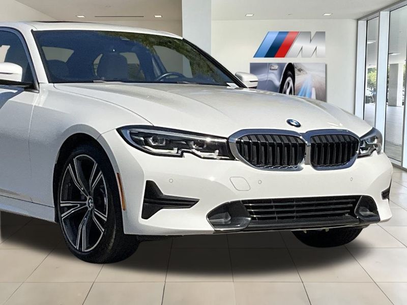 2022 BMW 3 Series 330iImage 8