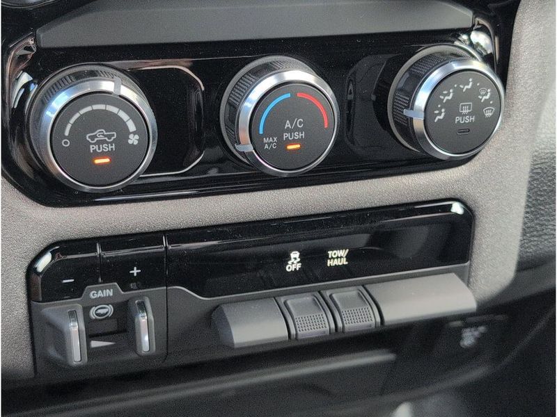 New 2026 RAM 2500 Tradesman Crew Cab 4x4 6