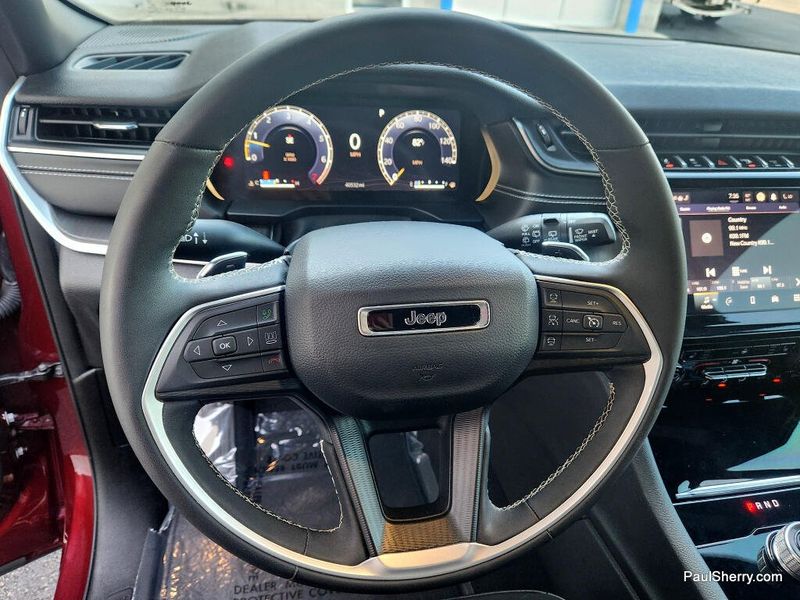 Used 2023 Jeep Grand Cherokee Altitude X