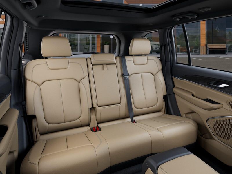 New 2026 Jeep Grand Cherokee Limited 4x4Image 57