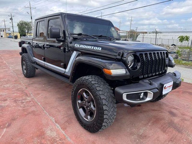 Used 2023 Jeep Gladiator SportImage 3