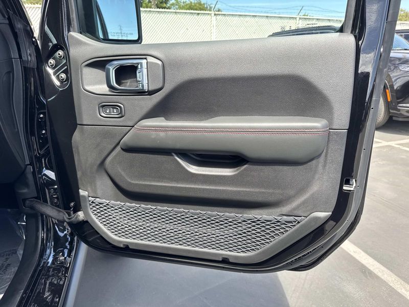 New 2026 Jeep Wrangler 4-door Rubicon