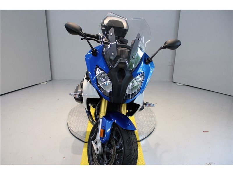 2016 BMW R 1200 RS in a Blue/Grey exterior color. New England Powersports 978 338-8990 pixelmotiondemo.com 