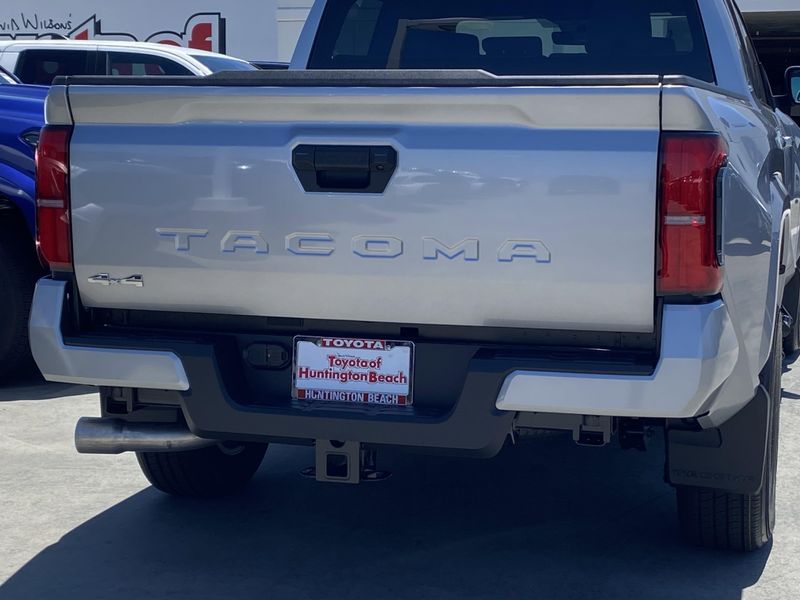 New 2025 Toyota Tacoma SR5Image 4